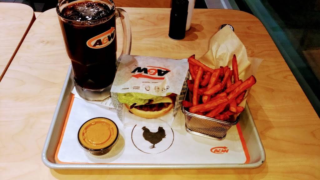 A&W Canada | restaurant | 1017 Chemin de Masson, Gatineau, QC J8M 1R4, Canada | 8199869090 OR +1 819-986-9090