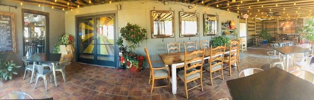 F&D Woodfired Italian Kitchen | restaurant | 2420 Curry Ford Rd, Orlando, FL 32806, USA | 4077515697 OR +1 407-751-5697