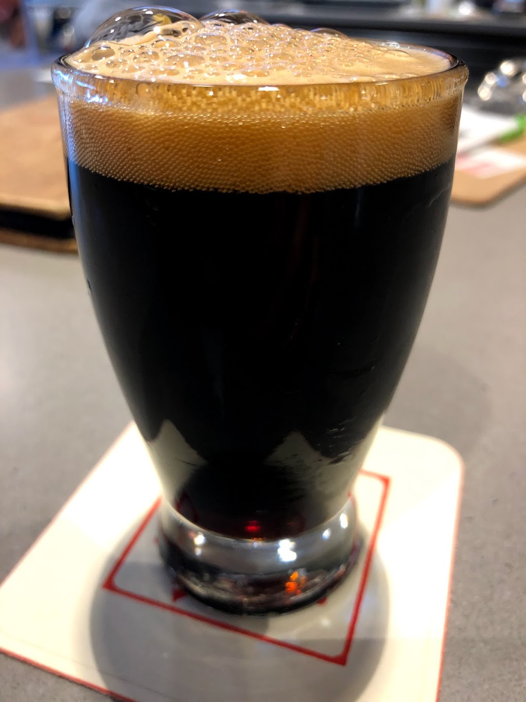 Red Star Bar | restaurant | 1 N Halsted St, Chicago, IL 60661, USA | 3122078400 OR +1 312-207-8400