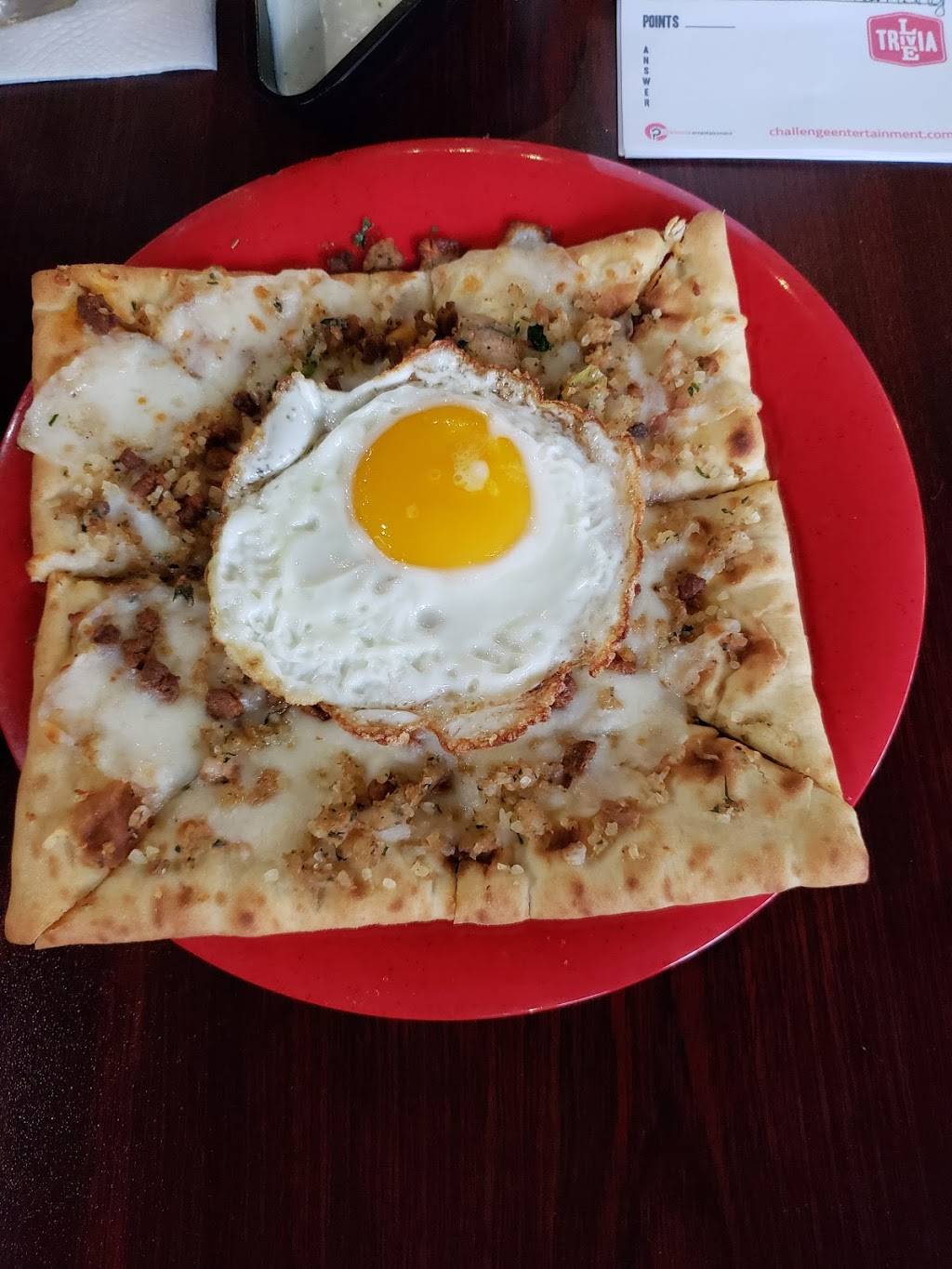 Center Court Pizza & Brew | restaurant | 20711 Wilderness Oak #113, San Antonio, TX 78258, USA | 2104975152 OR +1 210-497-5152