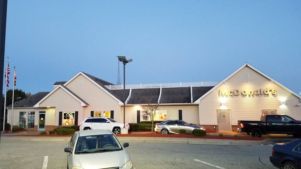 McDonalds | cafe | 10850 Town Center Blvd, Dunkirk, MD 20754, USA | 3018557561 OR +1 301-855-7561