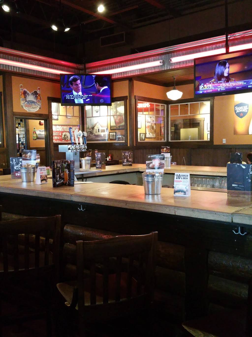 Logans Roadhouse | restaurant | 1210 Illinois Rd S, Fort Wayne, IN 46804, USA | 2604340459 OR +1 260-434-0459