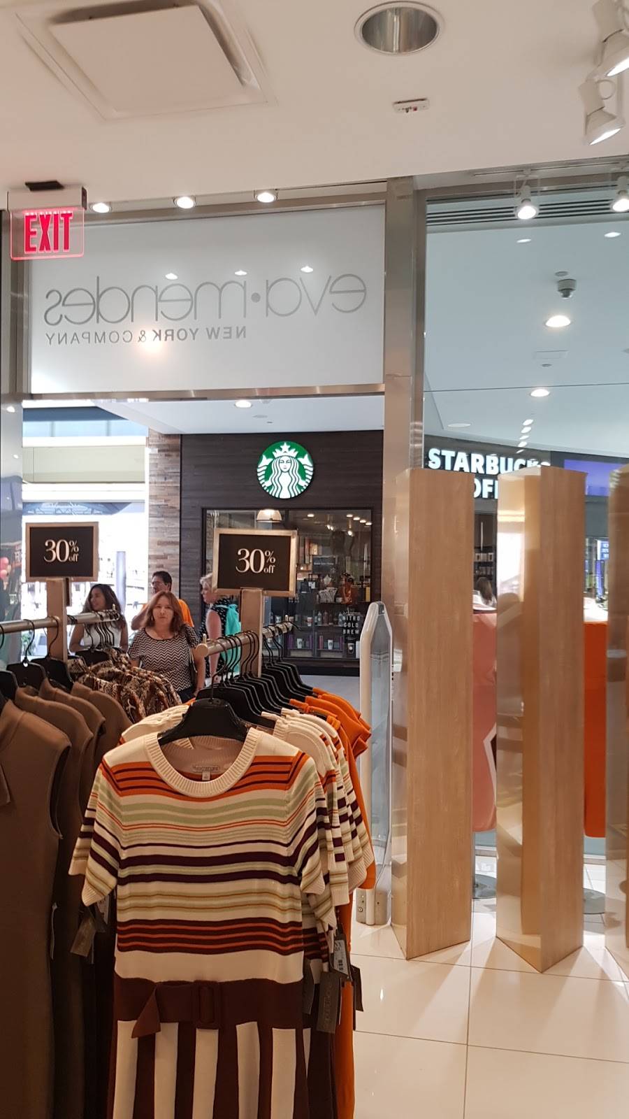 Starbucks | cafe | 24201 Valencia Blvd #1101, Santa Clarita, CA 91355, USA | 6612601516 OR +1 661-260-1516