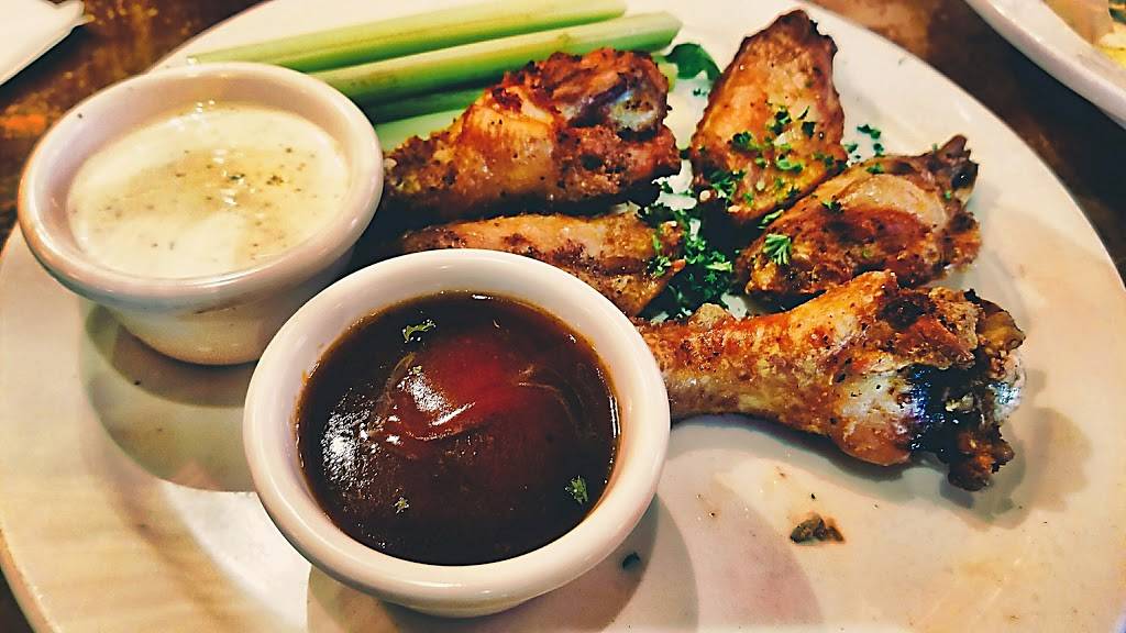 Ghiringhelli Pizzeria Grill & Bar | restaurant | 1535 S Novato Blvd, Novato, CA 94945, USA | 4158784977 OR +1 415-878-4977