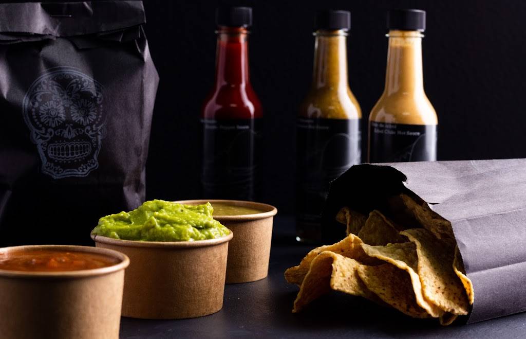 Tin & Taco Waterford Lakes | restaurant | 861 N Alafaya Trail, Orlando, FL 32828, USA | 4077308479 OR +1 407-730-8479