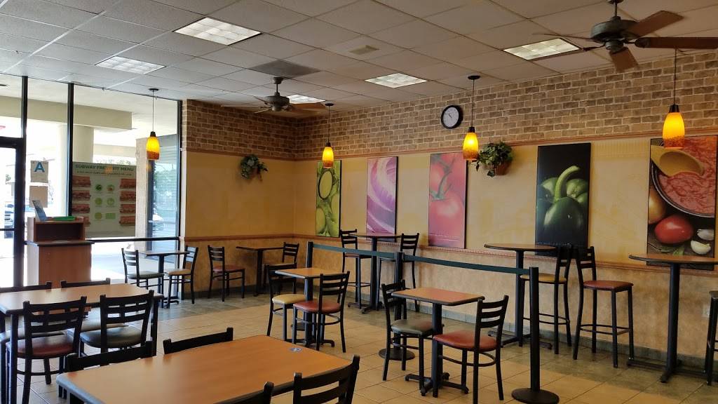 Subway Restaurants | restaurant | 21839 Hawthorne Blvd, Torrance, CA 90503, USA | 3103163950 OR +1 310-316-3950