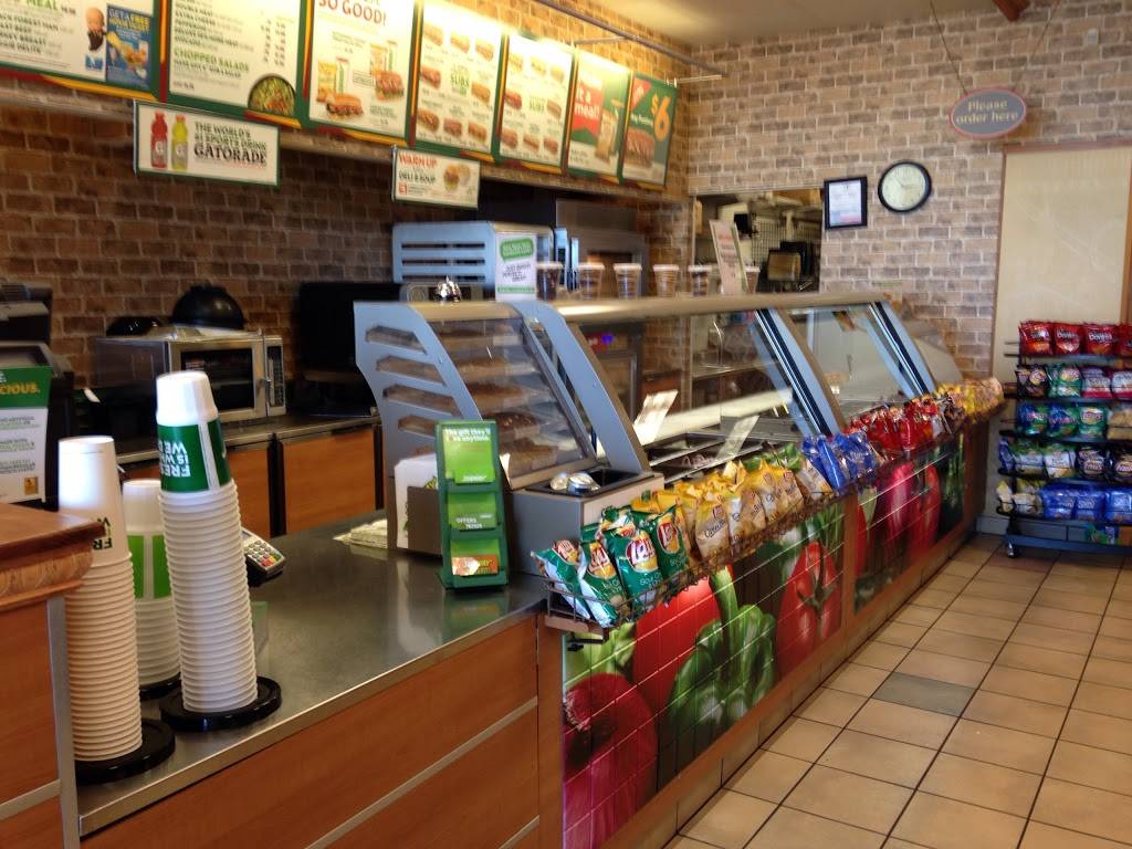 Subway Restaurants | restaurant | Parkwood Shopping Center, 5800 N Tarrant Pkwy Suite 109, Fort Worth, TX 76244, USA | 8175813840 OR +1 817-581-3840