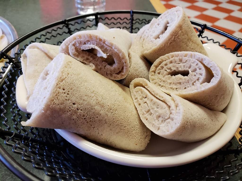 Elsa Cafe and Market | restaurant | 912 N Arthur Ashe Blvd, Richmond, VA 23230, USA | 8048403843 OR +1 804-840-3843