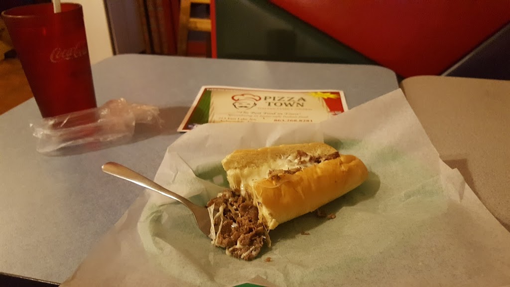 Pizza Town | restaurant | 213 E Lake Ave, Auburndale, FL 33823, USA | 8632688281 OR +1 863-268-8281