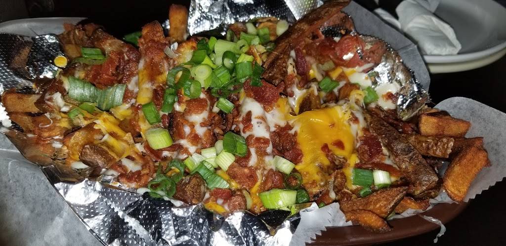 Characters Sports Bar & Grill | restaurant | 6007 Brookpark Rd, Cleveland, OH 44129, USA | 2163987600 OR +1 216-398-7600