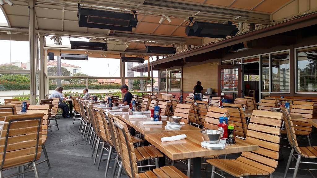 Fish Camp | restaurant | 16600 Pacific Coast Hwy, Huntington Beach, CA 92649, USA | 5625922267 OR +1 562-592-2267