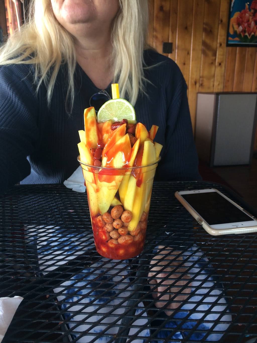 Oasis Fruit | restaurant | 1450 Main St, Longmont, CO 80501, USA | 3037766387 OR +1 303-776-6387