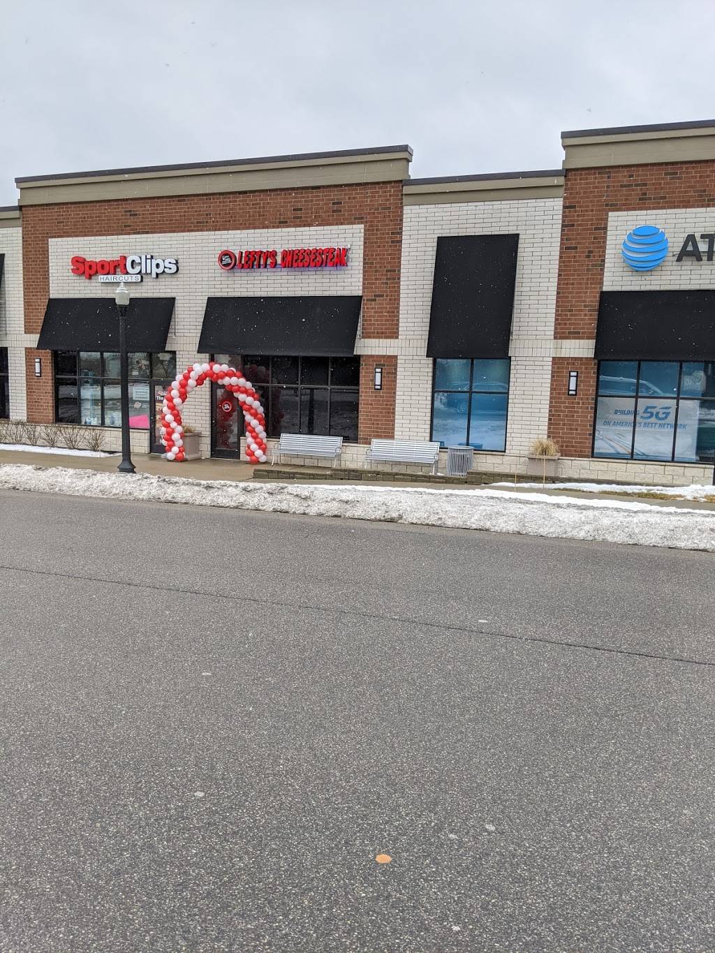 Leftys Cheesesteak | restaurant | 3157 Ann Arbor-Saline Rd, Ann Arbor, MI 48108, USA | 7349292122 OR +1 734-929-2122