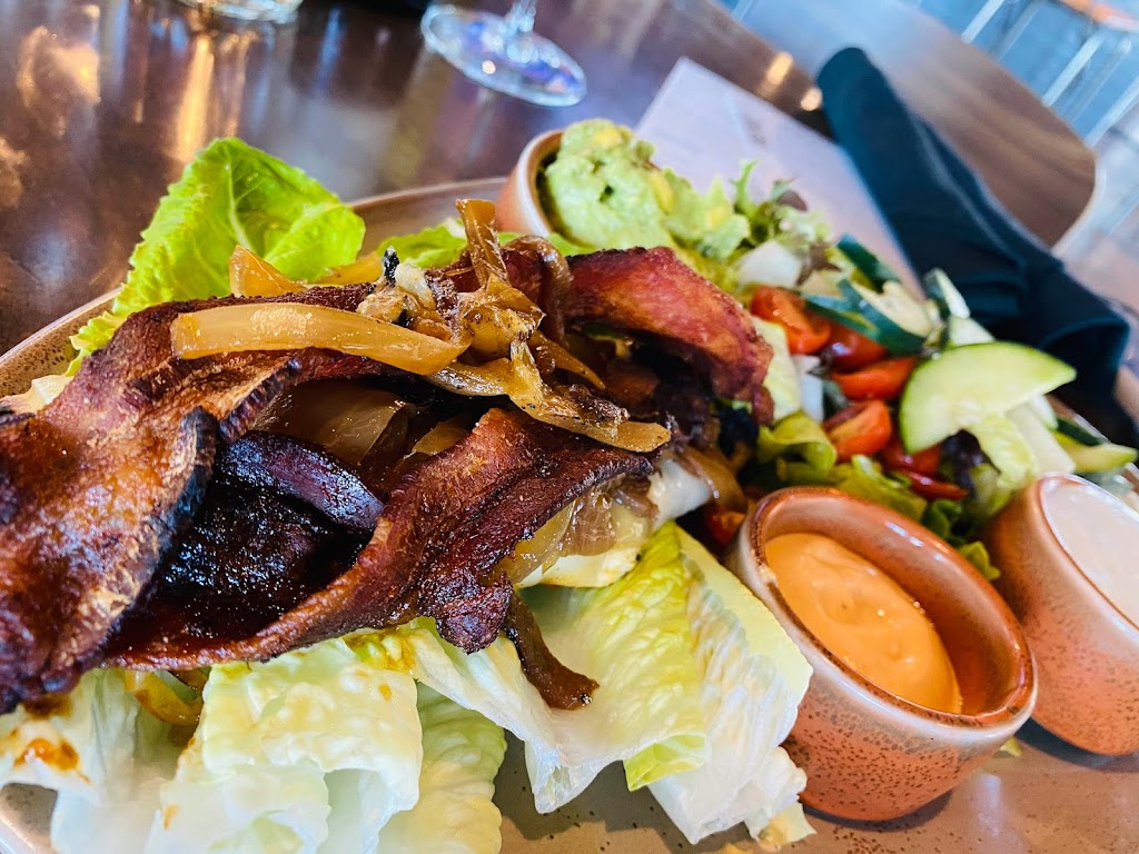 Badlands Bar & Grill | meal takeaway | 7192 S Price Rd, Tempe, AZ 85283, USA | 4808004600 OR +1 480-800-4600