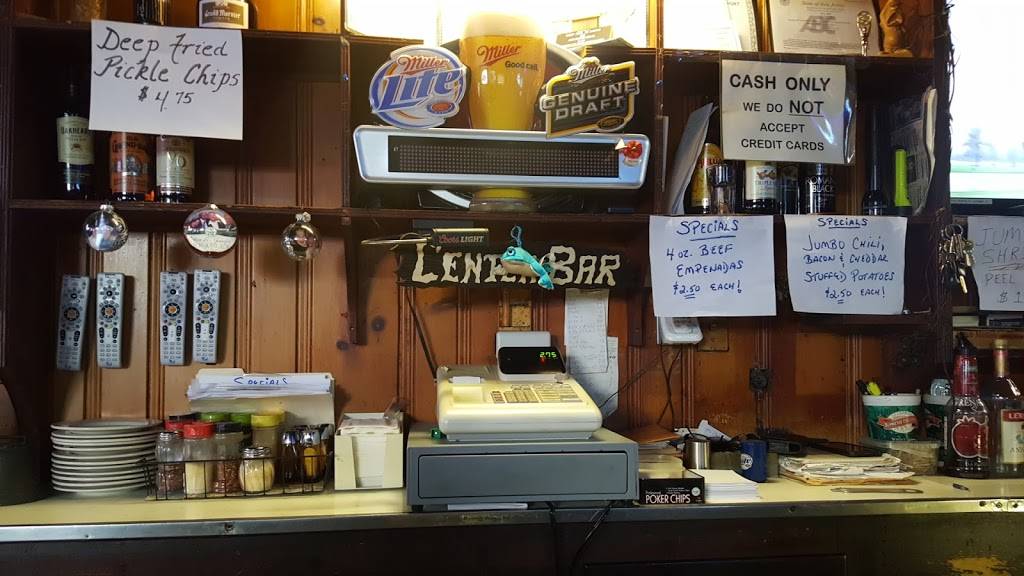 Center Bar & Pizzeria | restaurant | 46 Marion St, Port Reading, NJ 07064, USA | 7329692390 OR +1 732-969-2390