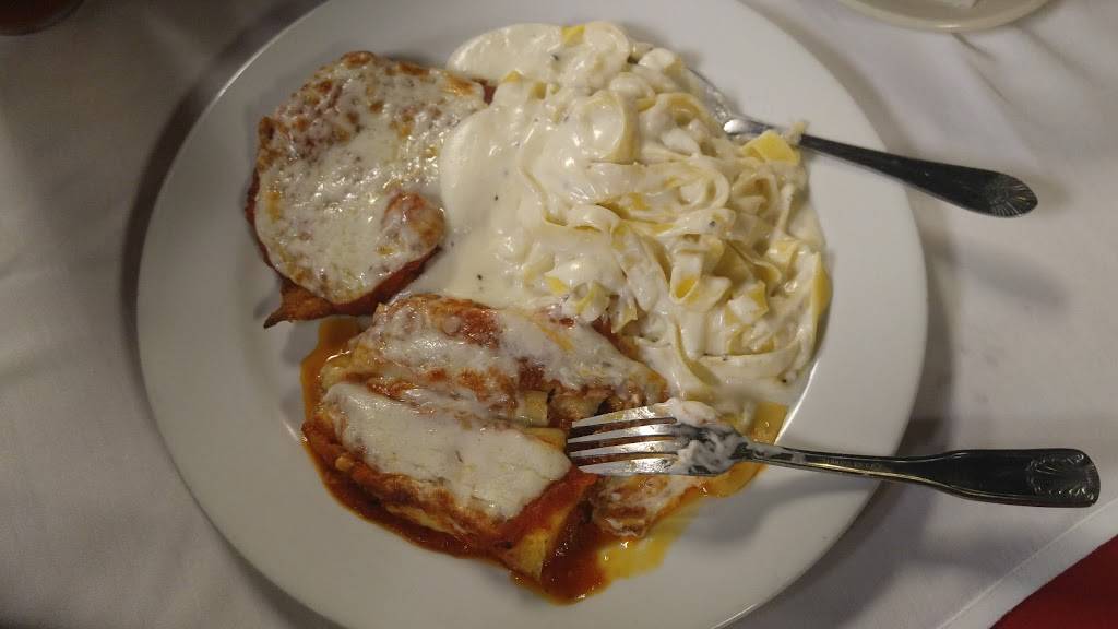 Giovannis Italian Restaurant | restaurant | 801 S Key Ave, Lampasas, TX 76550, USA | 5125563362 OR +1 512-556-3362