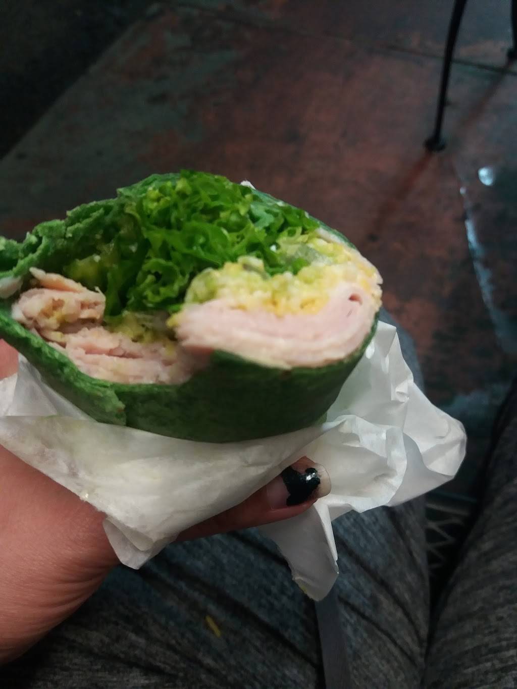 Yum Yum Donuts | cafe | 555 S Glenoaks Blvd, Burbank, CA 91502, USA | 8188433831 OR +1 818-843-3831