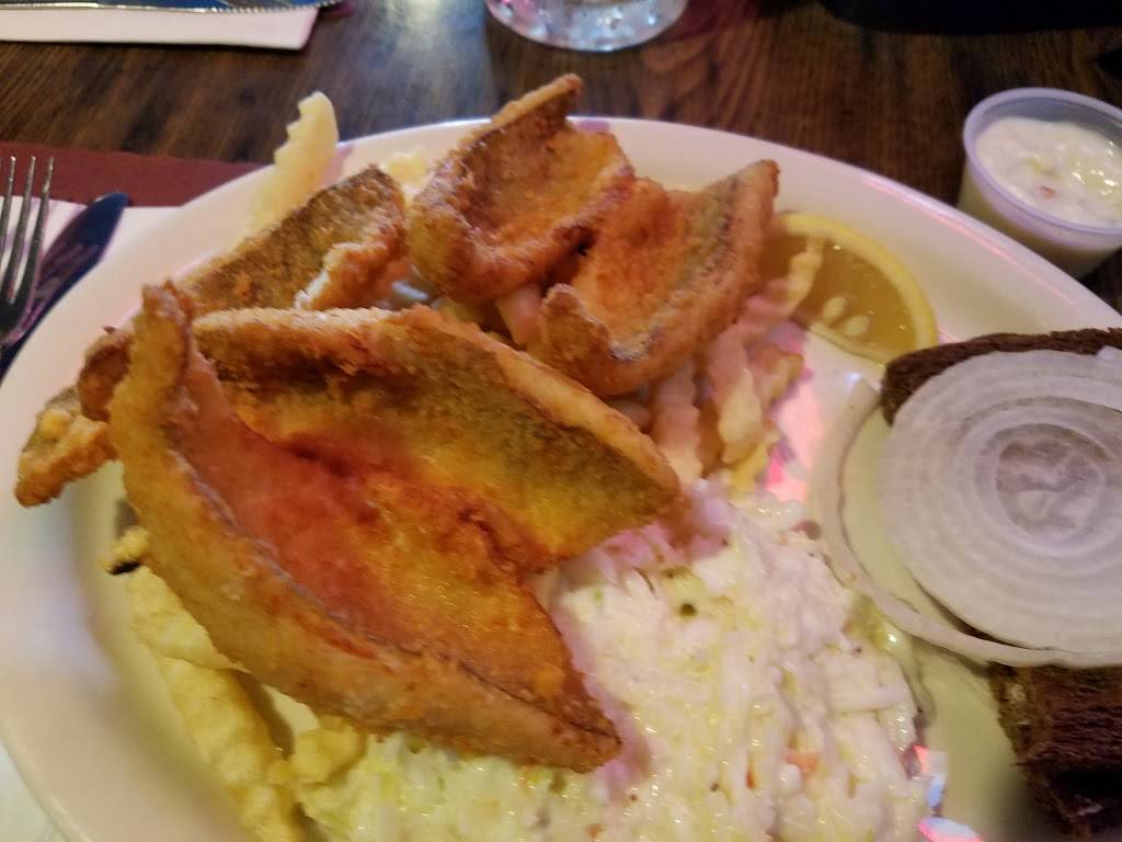 Bourbon Street Bar | restaurant | 821 S Broadway, Green Bay, WI 54304, USA | 9204329739 OR +1 920-432-9739