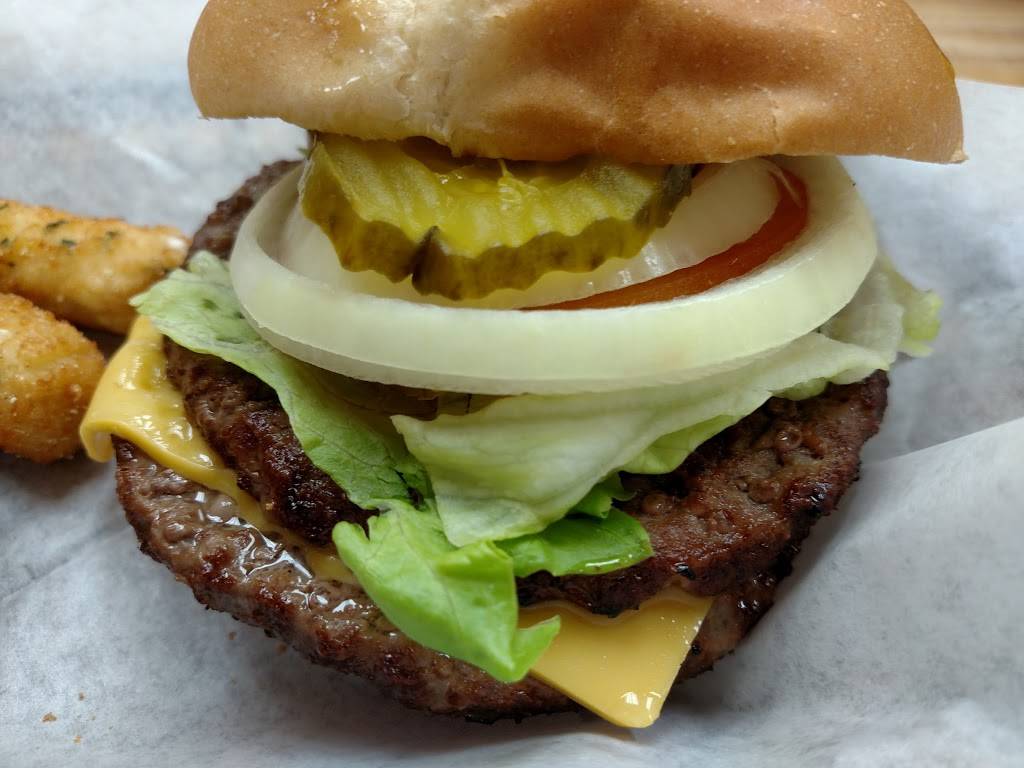 Iowa’s Best Burger Café | cafe | 1570 Hwy 224 S, Kellogg, IA 50135, USA | 6415268535 OR +1 641-526-8535