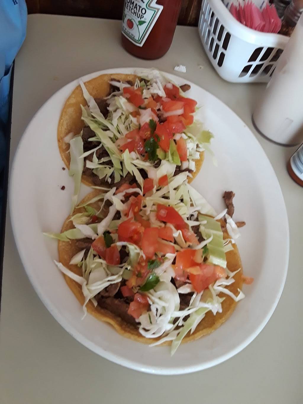 El Charro Tapatio | restaurant | 2405 S Main St, Porterville, CA 93257, USA | 5597815923 OR +1 559-781-5923