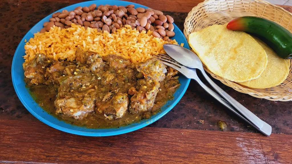 Las Tias Comida Mexicana | restaurant | 2334 S Marina Dr, Thermal, CA 92274, USA | 4425297342 OR +1 442-529-7342