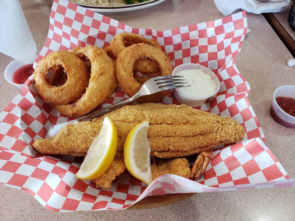 Fish N Tails Oyster Bar | restaurant | 1320 N Central Expy, Plano, TX 75074, USA | 9724220007 OR +1 972-422-0007