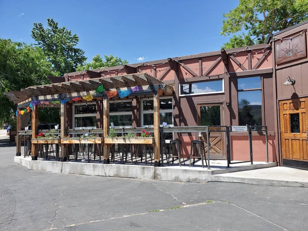 Mojo Taqueria Lyons | restaurant | 216 Main St, Lyons, CO 80540, USA | 3038232321 OR +1 303-823-2321