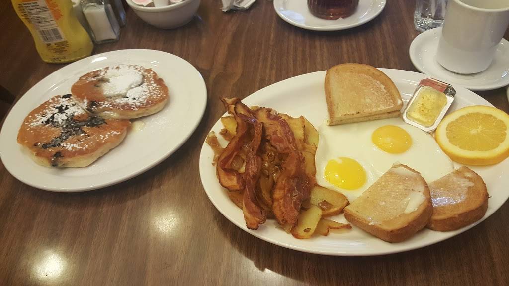 Johnny Pastramis Breakfast & Lunch | restaurant | 569 Lake St, St. Catharines, ON L2N 4J1, Canada | 9059881111 OR +1 905-988-1111