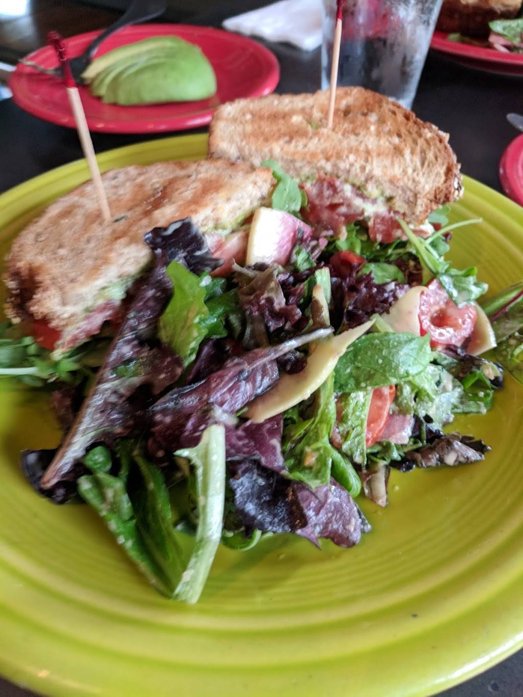 Revival Market | restaurant | 550 Heights Blvd, Houston, TX 77007, USA | 7138808463 OR +1 713-880-8463