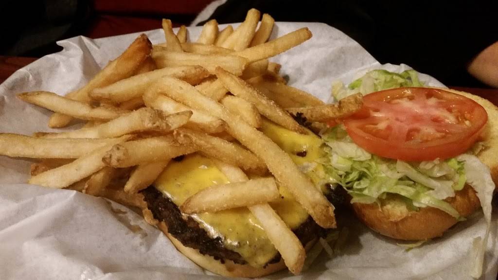 Ruby Tuesday | restaurant | 1020 Far Hills Dr, New Freedom, PA 17349, USA | 7172350223 OR +1 717-235-0223