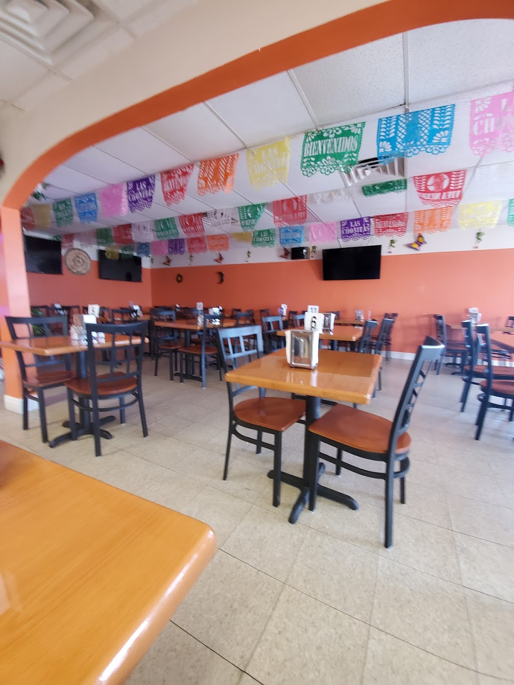 Restaurante Las Chonitas | restaurant | 3620 N Andrews Ave, Oakland Park, FL 33309, USA | 9544465884 OR +1 954-446-5884