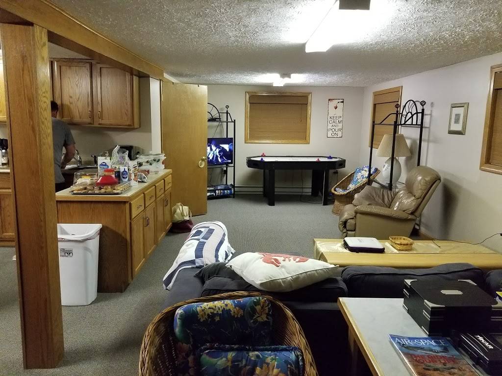 Yorkies Grille & Custard | restaurant | 1368 PA-285, Linesville, PA 16424, USA | 7249272057 OR +1 724-927-2057