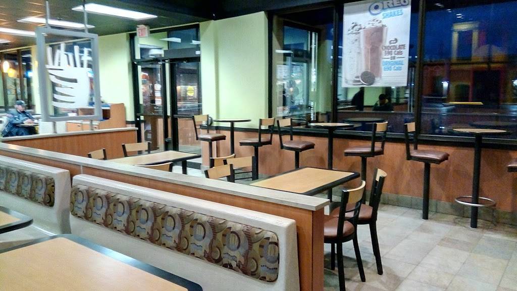 Burger King | restaurant | 200 Silvercreek Pkwy N, Guelph, ON N1H 7P7, Canada | 5197638281 OR +1 519-763-8281