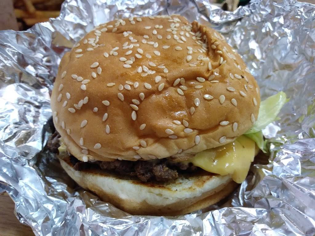 Five Guys | meal takeaway | 3268 Forum Blvd, Fort Myers, FL 33905, USA | 2399364169 OR +1 239-936-4169