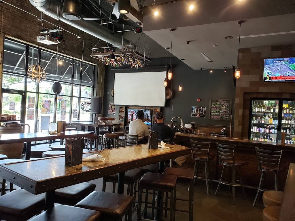 World of Beer | restaurant | 2107 University Blvd, Tuscaloosa, AL 35401, USA | 2052104481 OR +1 205-210-4481