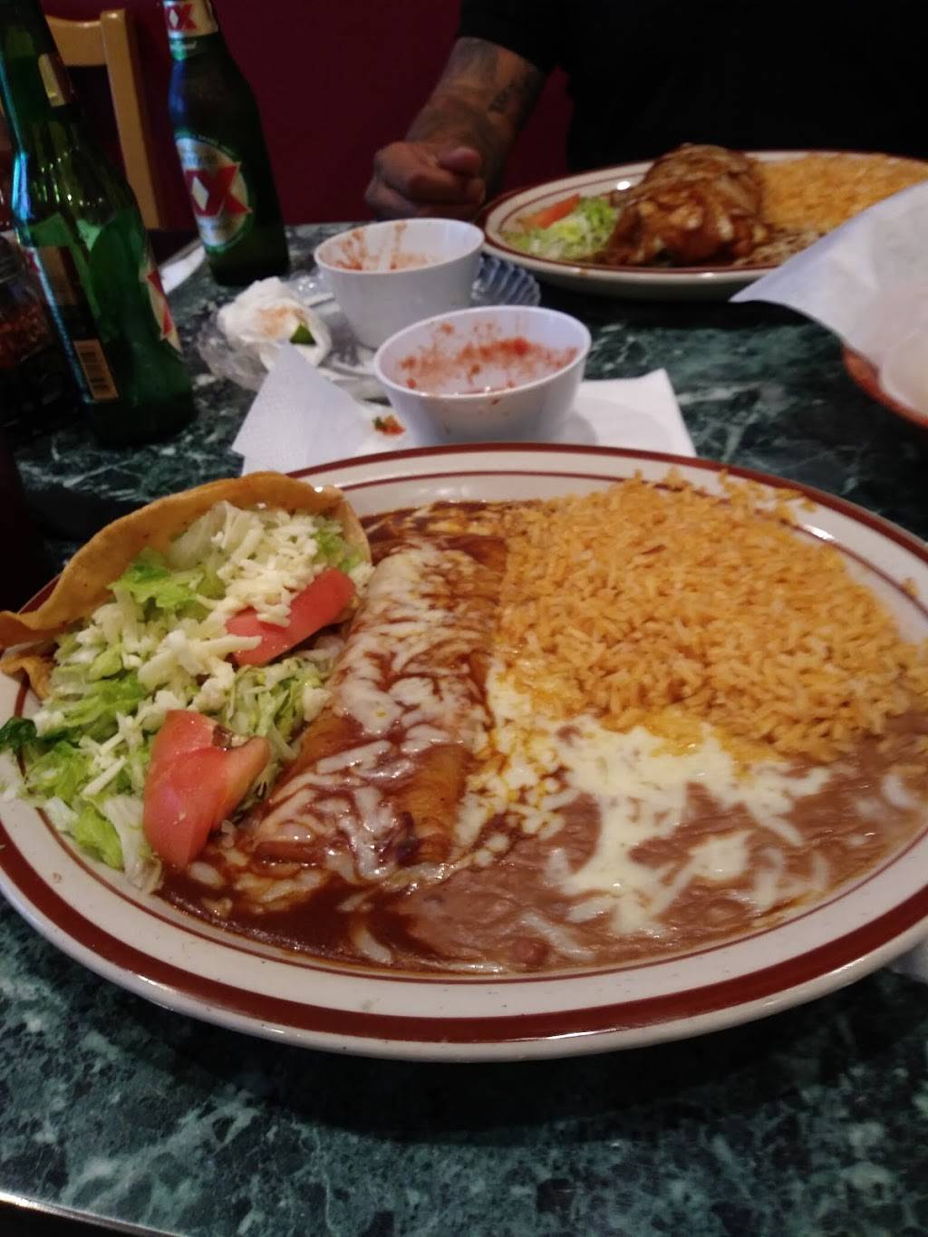 Zapatas Authentic Mexican Restaurant | restaurant | 29510 Nuevo Rd, Nuevo, CA 92567, USA | 9519810074 OR +1 951-981-0074