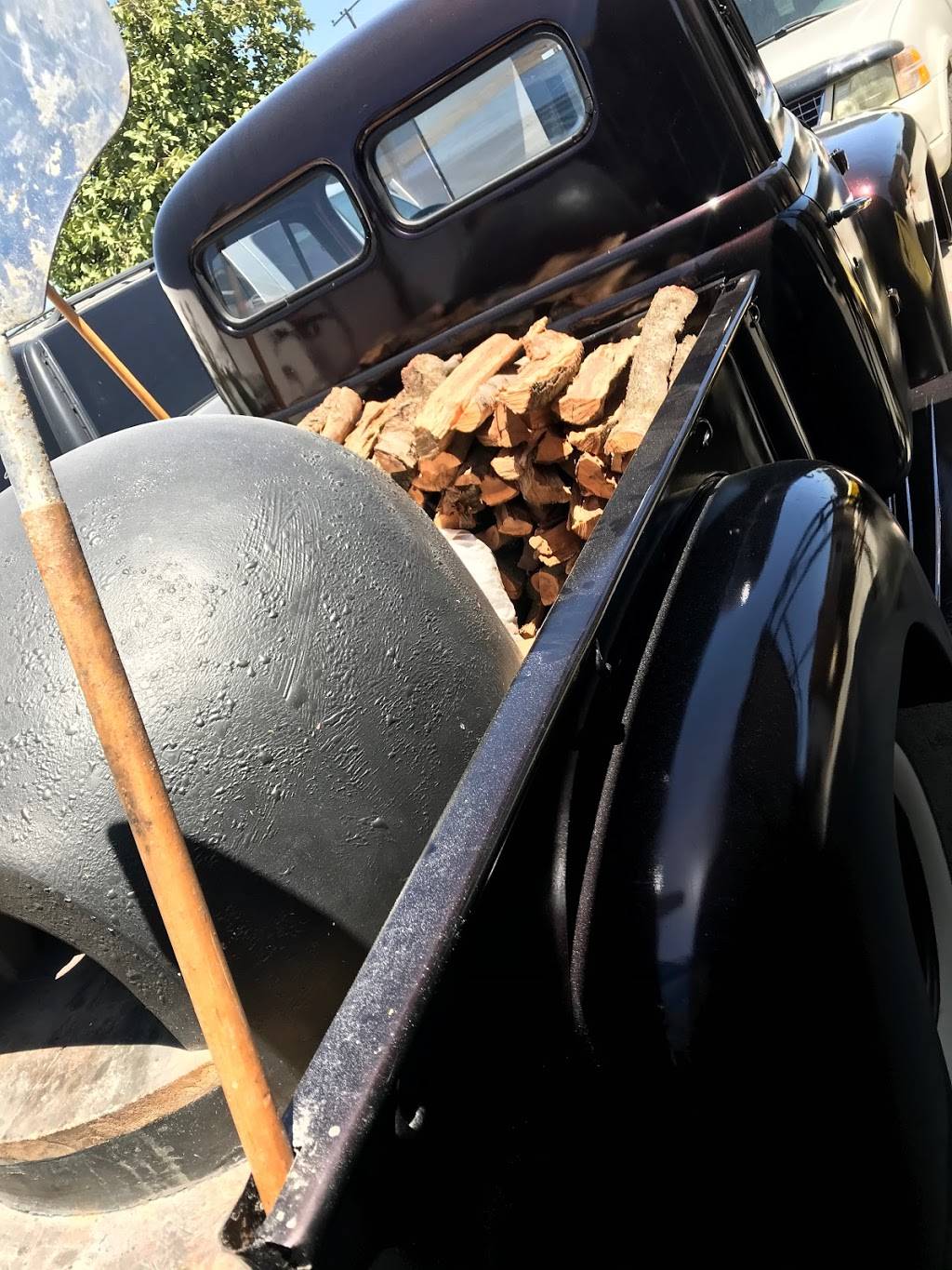 Yayas Woodfired pizza | meal delivery | 108 S Amantha Ave, Compton, CA 90220, USA | 4242939420 OR +1 424-293-9420