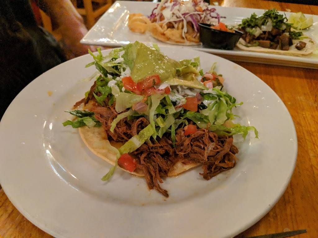 Nicos Taco and Tequila Bar | restaurant | 2516 Hennepin Ave, Minneapolis, MN 55405, USA | 6123457688 OR +1 612-345-7688