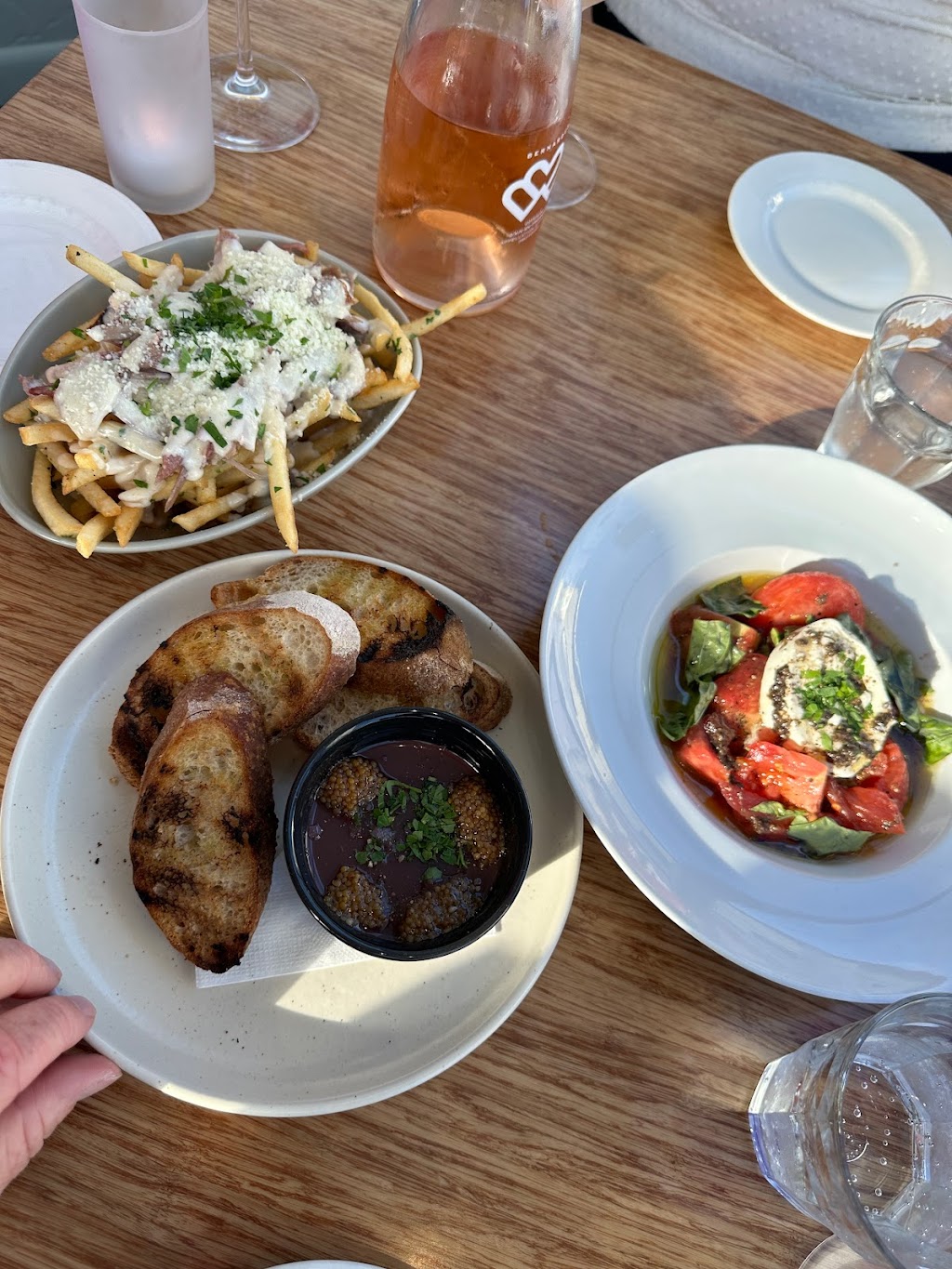 Spotted Duck | restaurant | 542 Lighthouse Ave, Pacific Grove, CA 93950, USA | 8319202662 OR +1 831-920-2662