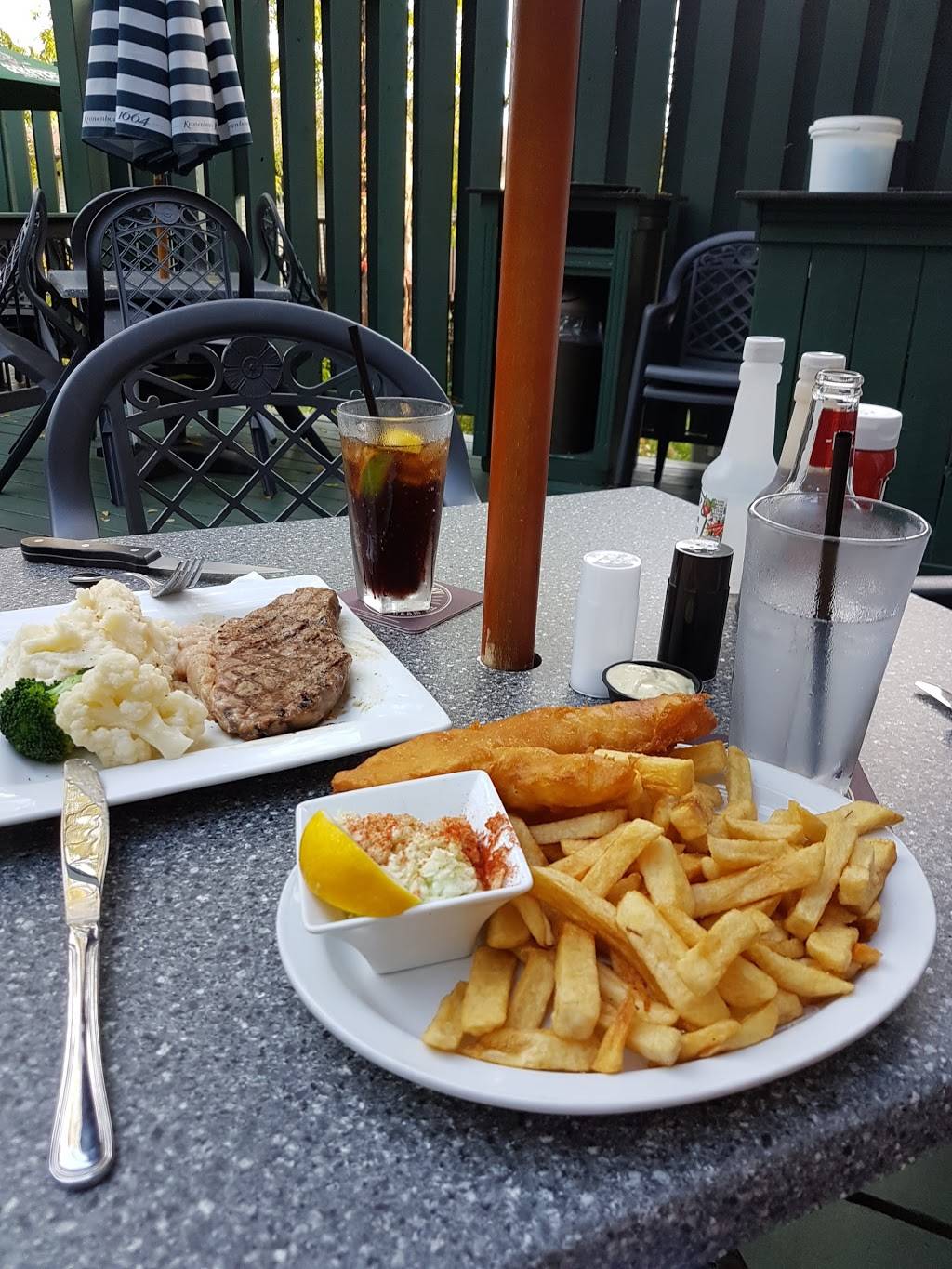 St George Arms | restaurant | 24 Main St S, Saint George, ON N0E 1N0, Canada | 5194484151 OR +1 519-448-4151