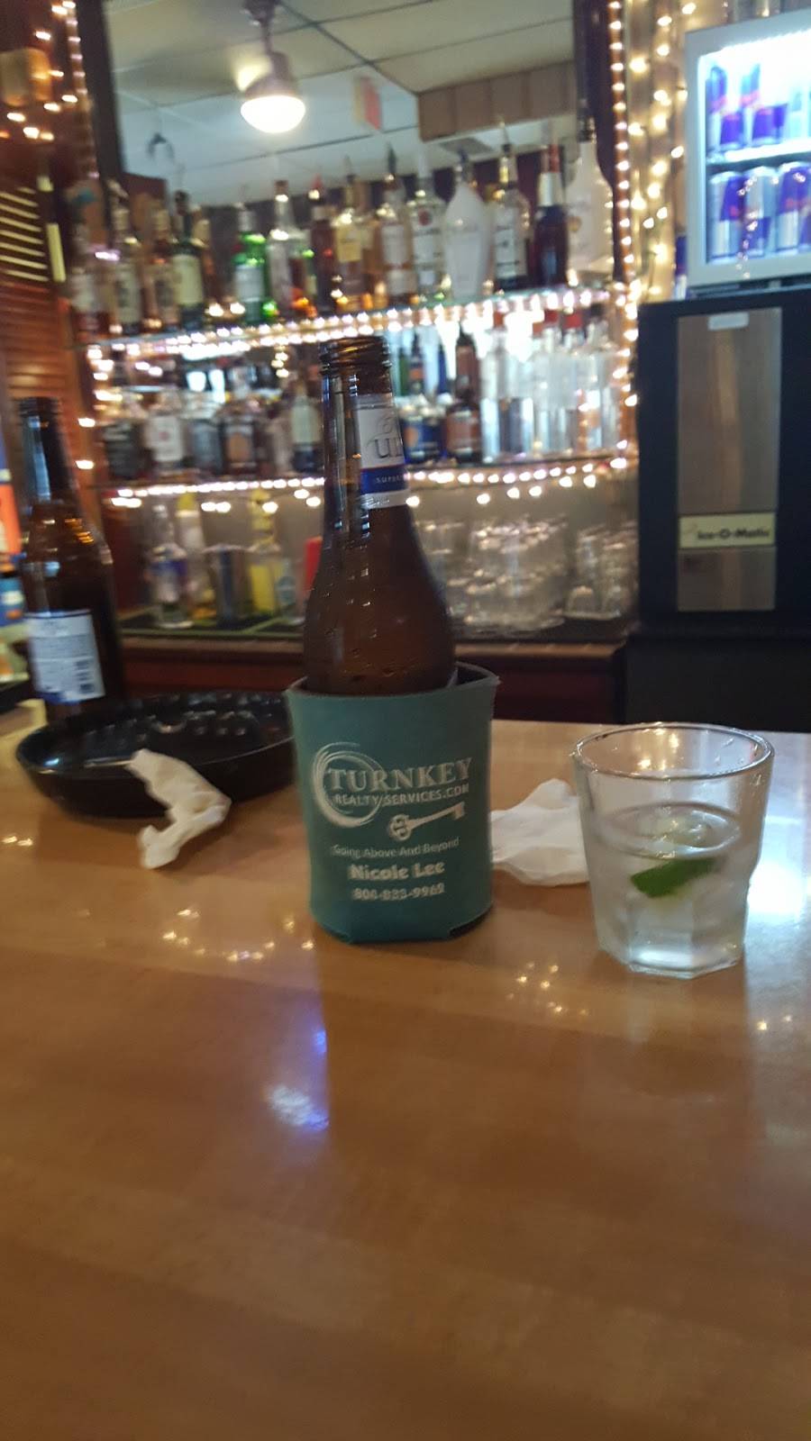 Dugout Restaurant | restaurant | 1510 Mountain Rd, Glen Allen, VA 23060, USA | 8042667883 OR +1 804-266-7883