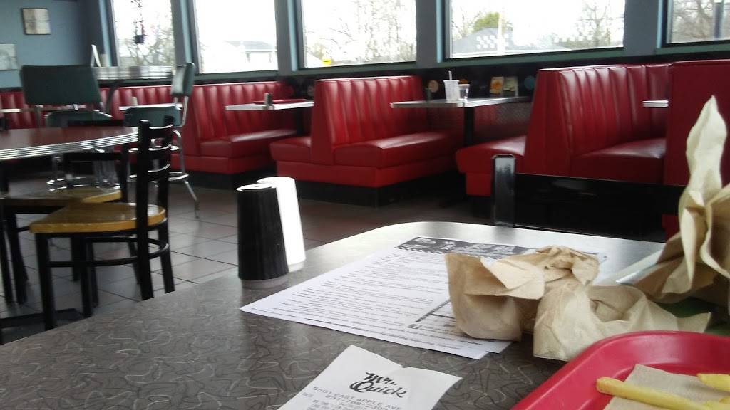 Mr Quick Drive In | restaurant | 5501 E Apple Ave, Muskegon, MI 49442, USA | 2317882393 OR +1 231-788-2393