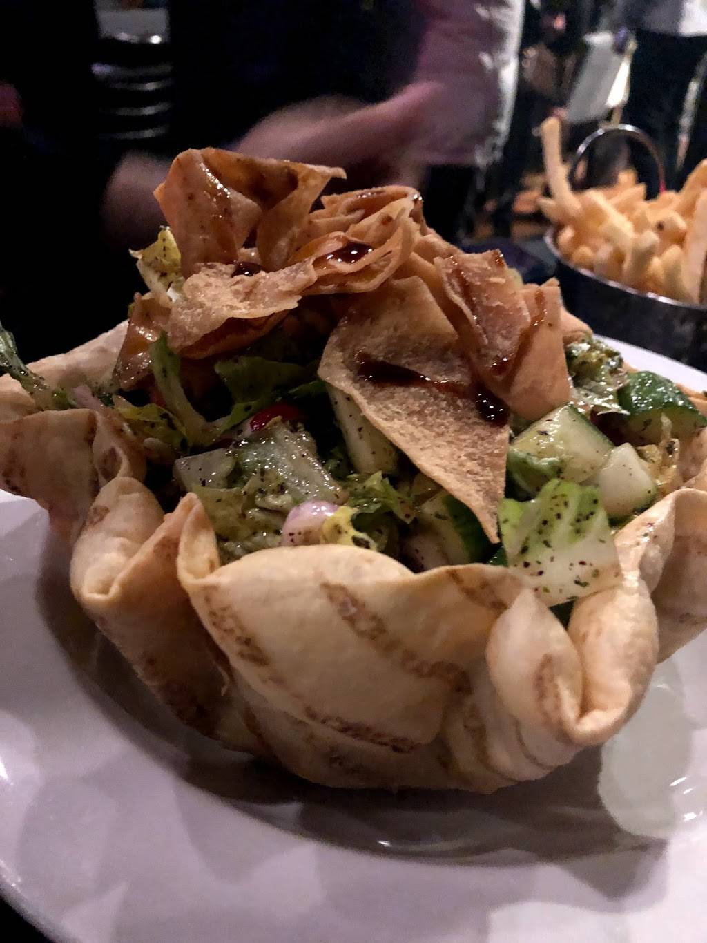 District 961 | restaurant | 1814 Boulevard de la Côte-Vertu, Saint-Laurent, QC H4L 2A6, Canada | 5149615155 OR +1 514-961-5155