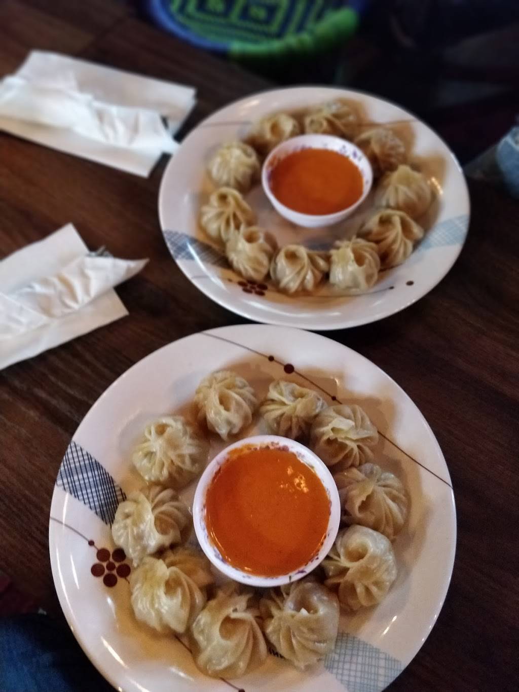 Dadi Maa Curry Heaven and Momo Hut | restaurant | 2234 W Walnut Hill Ln, Irving, TX 75038, USA | 9724570009 OR +1 972-457-0009