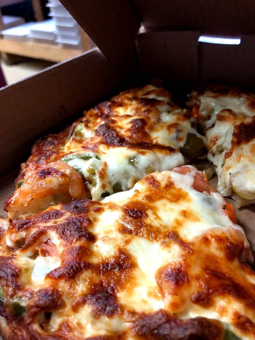 Merivale Pizza | restaurant | 1610 Merivale Rd, Nepean, ON K2G 3K3, Canada | 6132253297 OR +1 613-225-3297