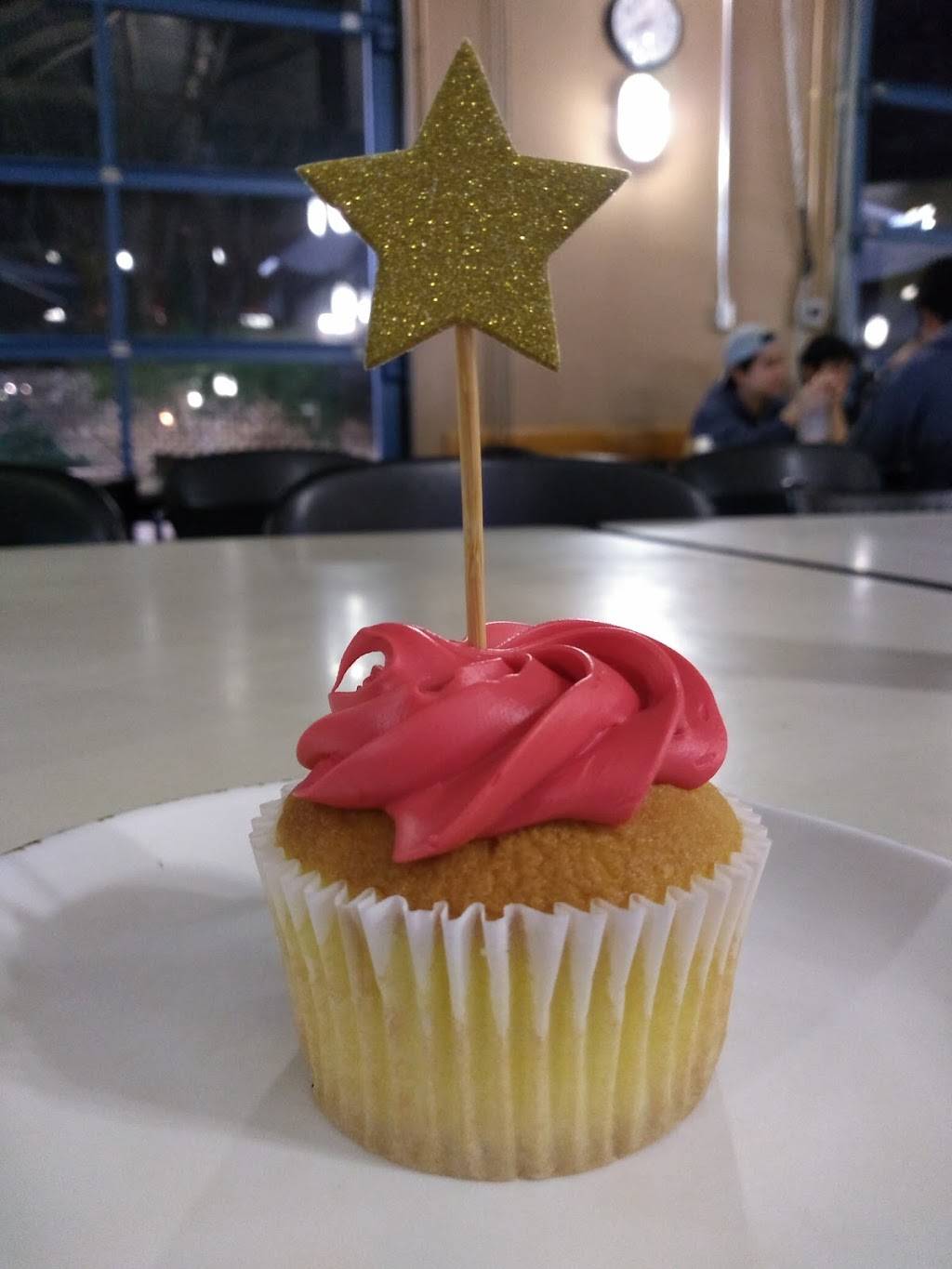 Pippin Commons | restaurant | 531 E Peltason Dr, Irvine, CA 92617, USA | 9498244182 OR +1 949-824-4182