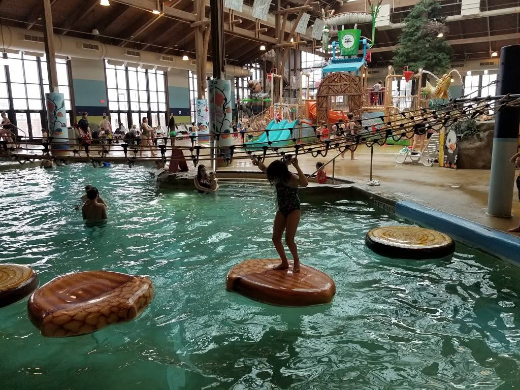 Soaring Eagle Waterpark and Hotel | restaurant | 5665 E Pickard Rd, Mt Pleasant, MI 48858, USA | 9898174800 OR +1 989-817-4800