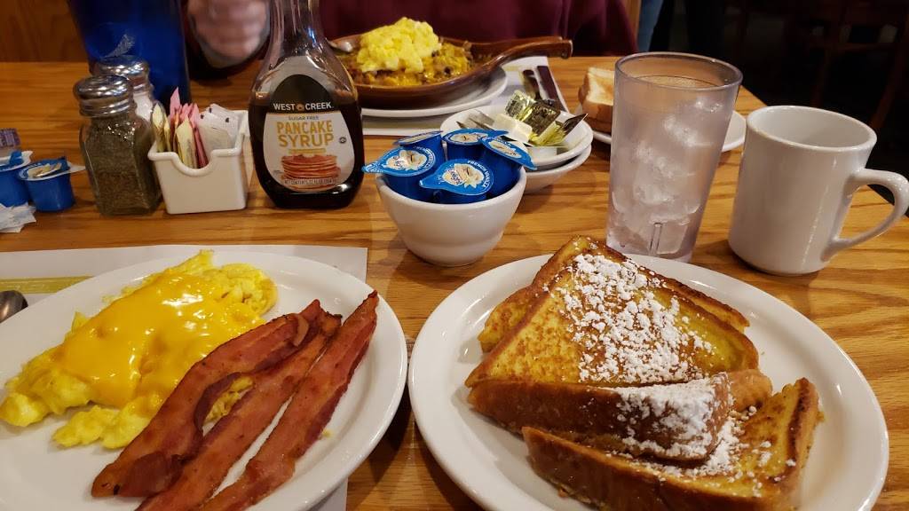 Sunrise Family Restaurant | restaurant | 2949 S 5th St, Terre Haute, IN 47802, USA | 8122355505 OR +1 812-235-5505