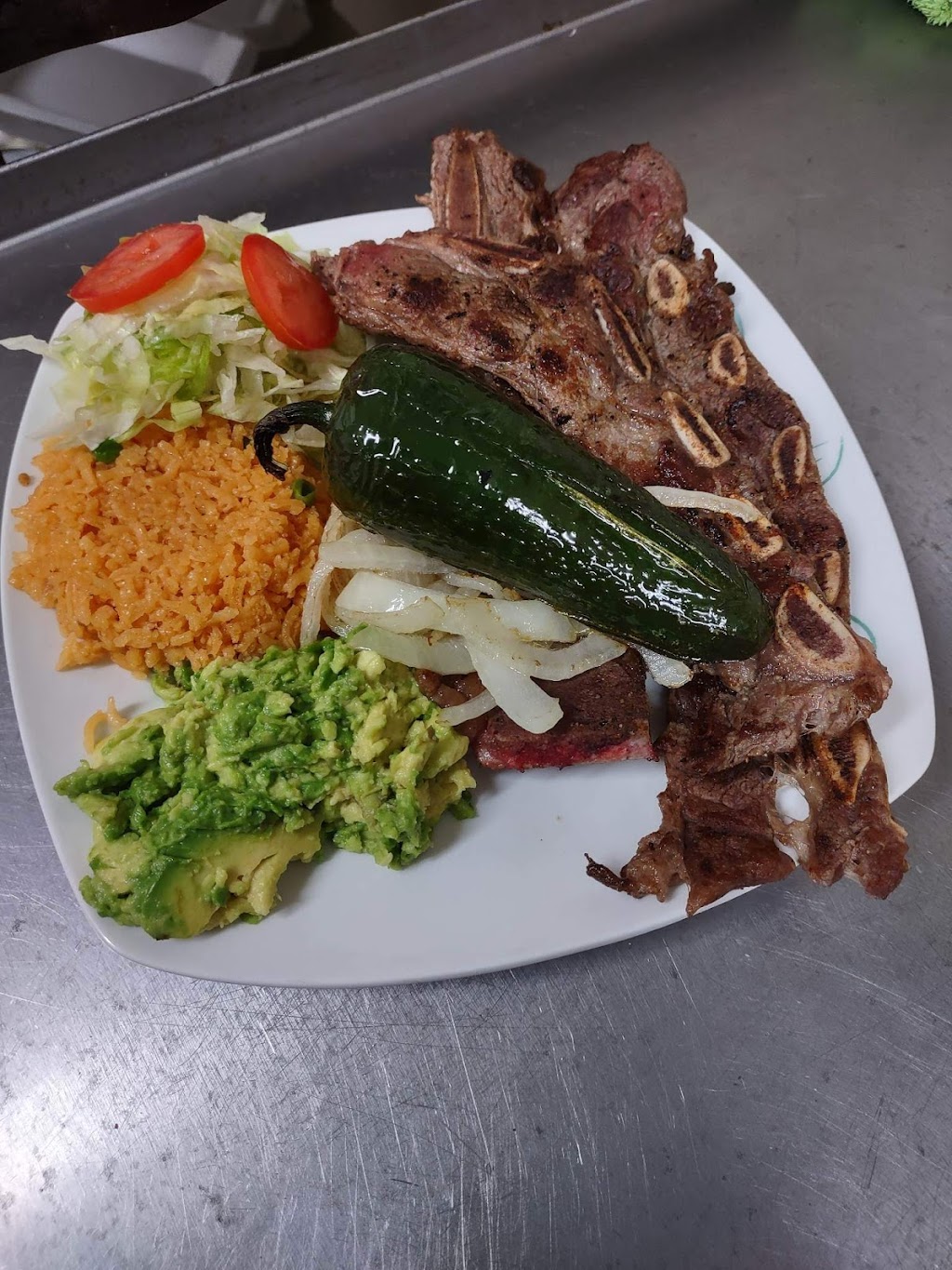 Chapin Restaurante | restaurant | 25981 FM3462, San Benito, TX 78586, USA | 9563677340 OR +1 956-367-7340