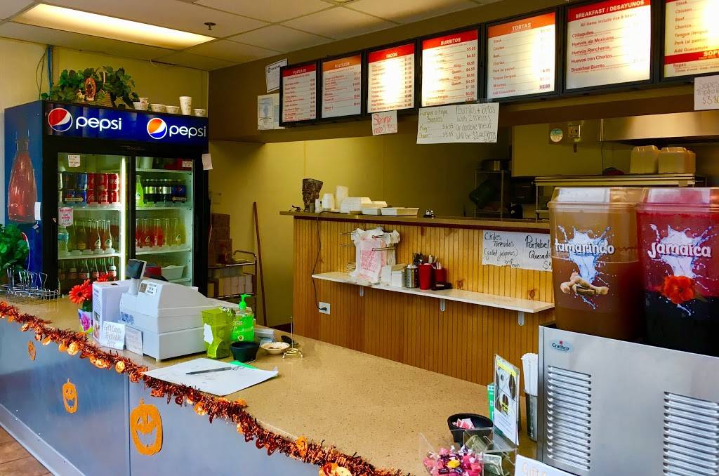 Pauls Burrito Express | restaurant | 402 N Hough St, Barrington, IL 60010, USA | 8478429400 OR +1 847-842-9400